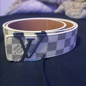 Checkered White and Gray Belt